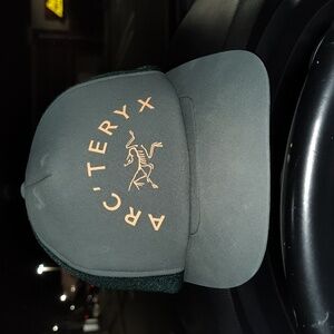 Arc'teryx Gray/Black Logo Hat